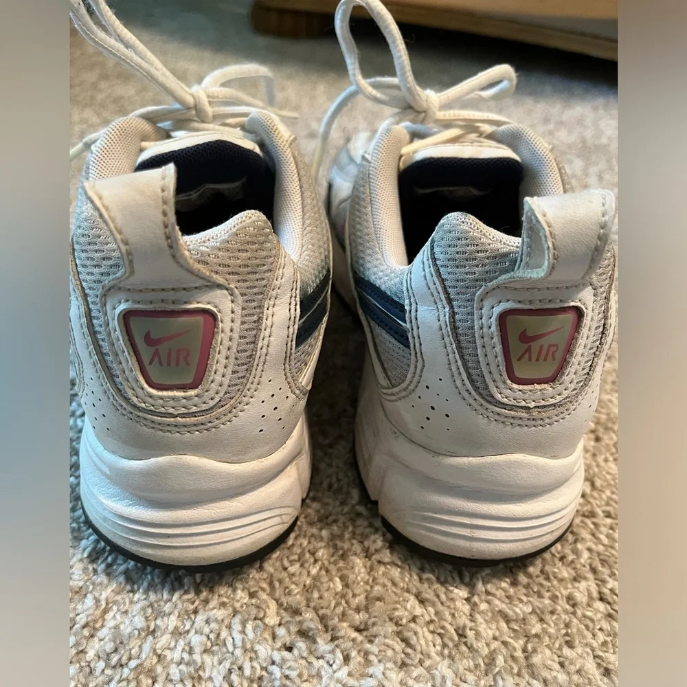 NIKE Air women’s running shoes sneakers